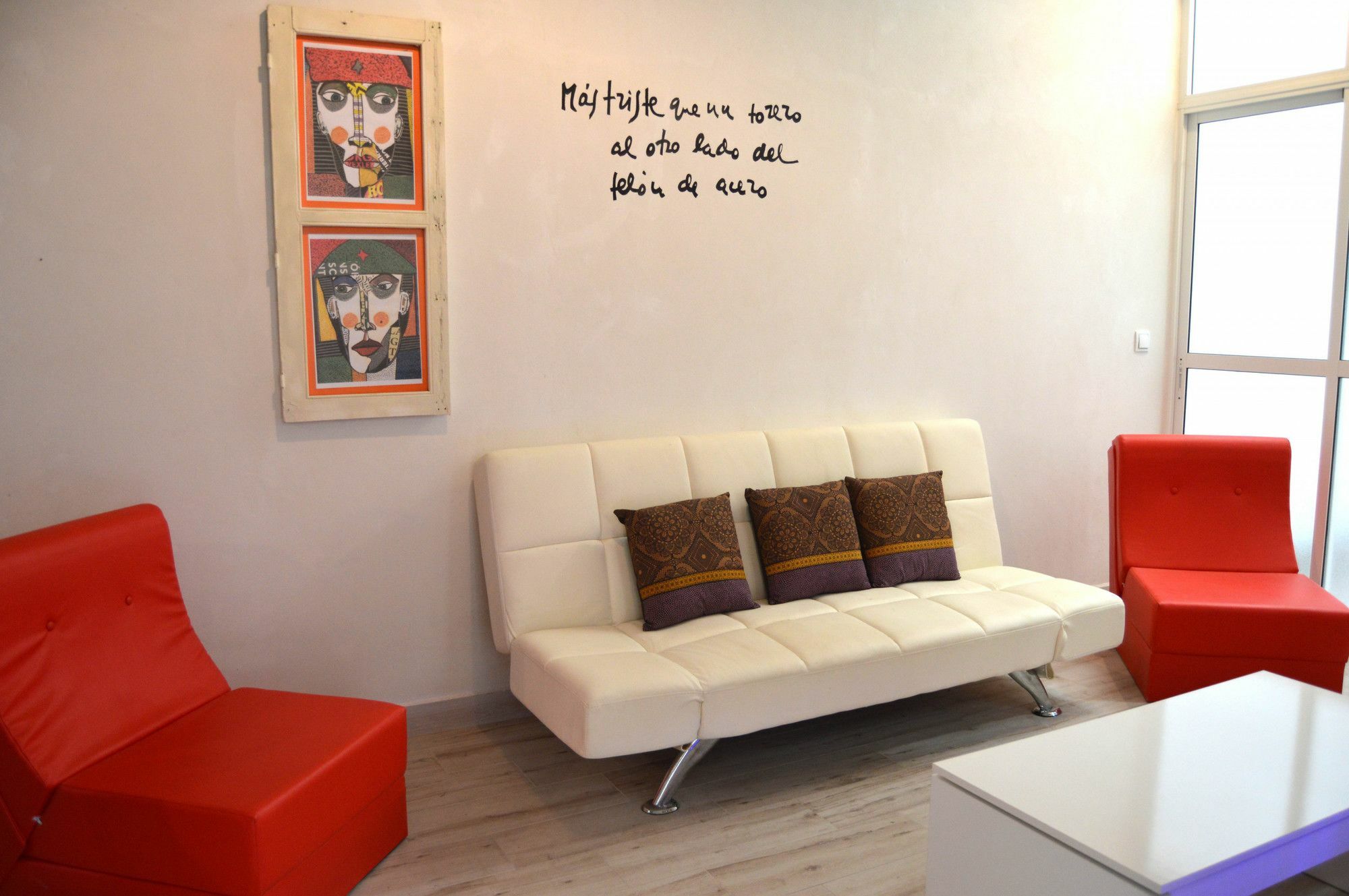 Apartamento 19 Dias Y Muchas Noches Cádiz Exterior foto